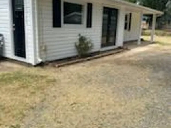 13601 Alexis Ct, Woodbridge, VA 22191