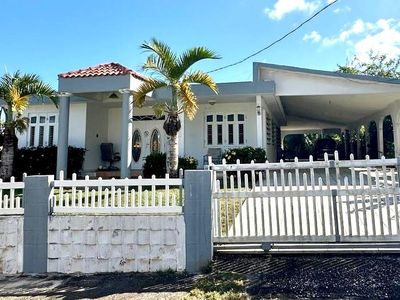 B 3 Calle Coqui, Manati, PR, 00674