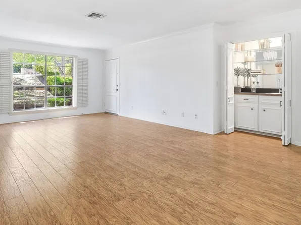 7926 Broadway #107, San Antonio, TX 78209