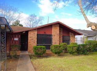 11006 Segrest Dr, Houston, TX 77047