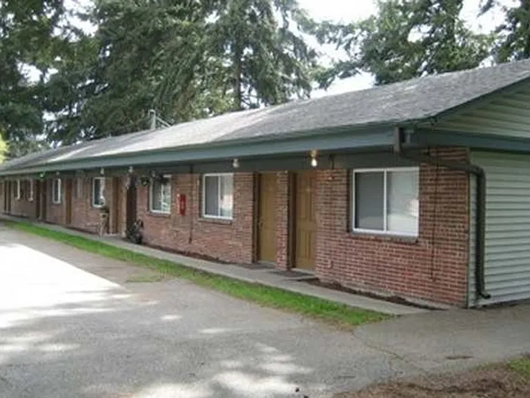 14436 Washington Ave SW — Photo 7