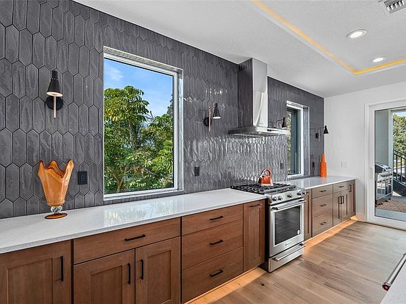 4th image of 3 Plainview Rd Lot 3