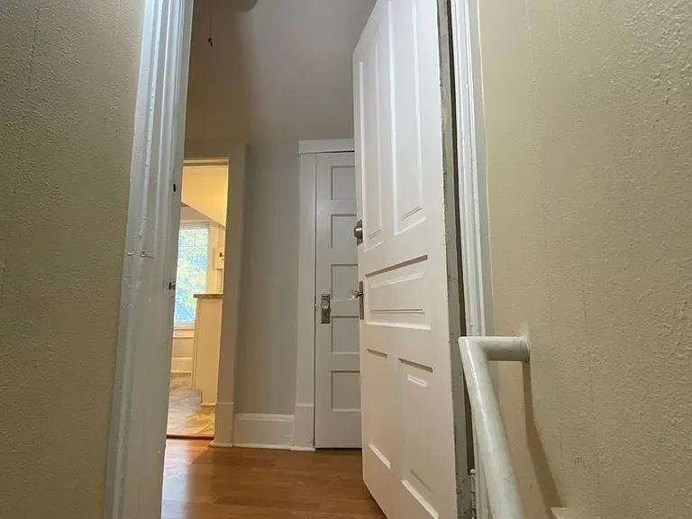 621 S Adams St — Photo 16