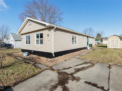 38 Anglers Ln, Lagrange, OH, 44050