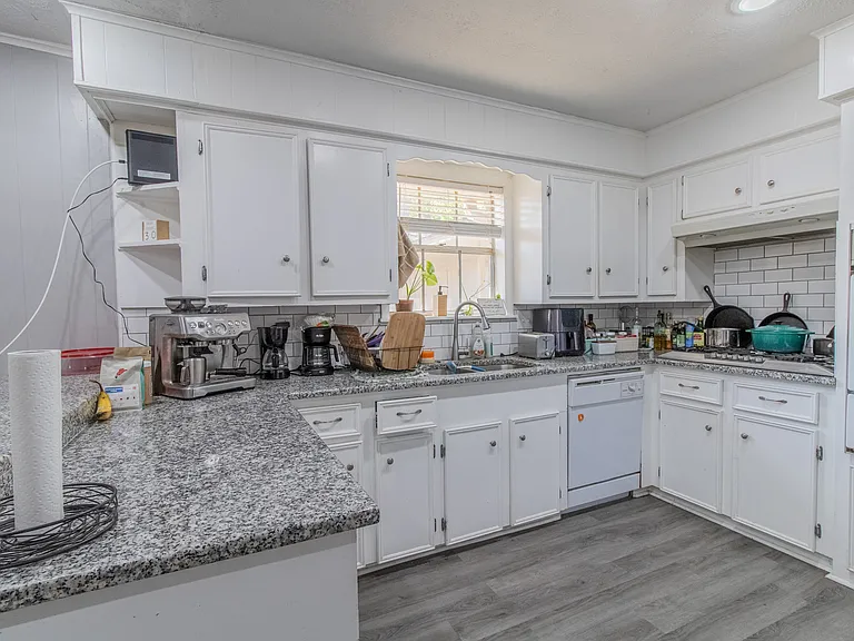 1500 Caudill St — Photo 10