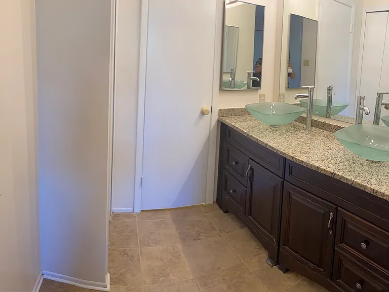 9814 Rainleaf Ct — Photo 32