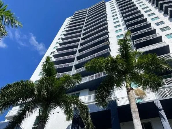 275 NE 18th St APT 1803, Miami, FL 33132