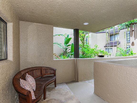 3rd image of 46-359 Haiku Rd APT C3