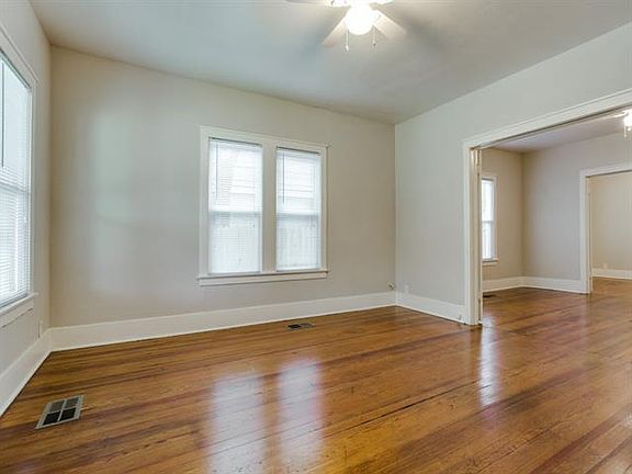 4th image of 2654 Gladstone Dr