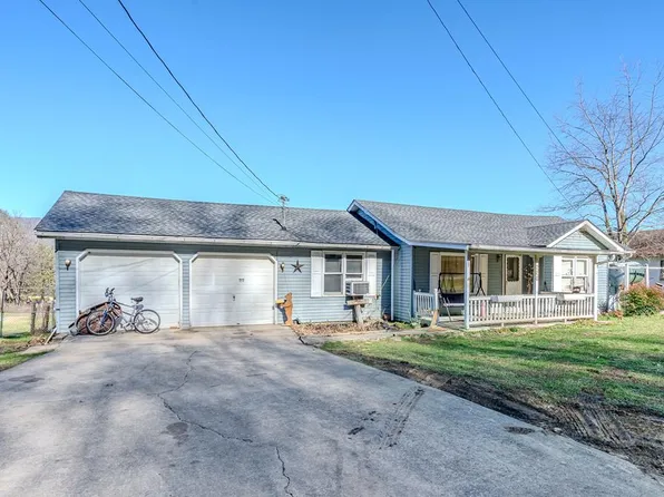 385 Aquone Rd, Andrews, NC 28901