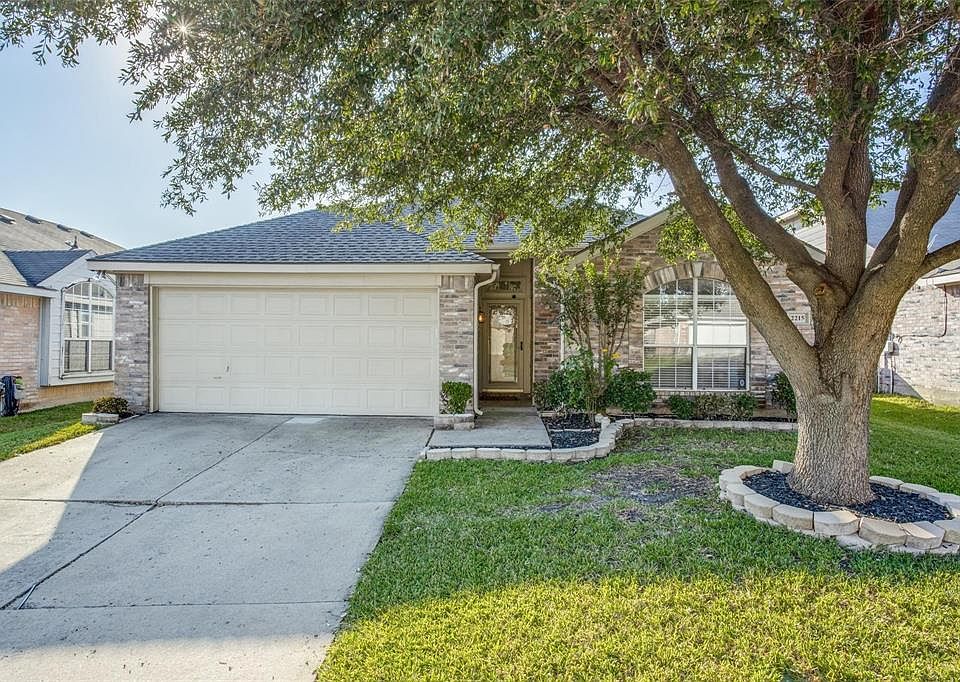 1st image of 2215 Wisteria Way