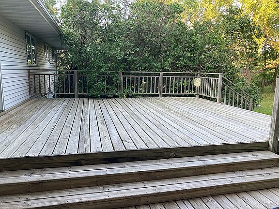 2nd image of 5011 51st St SE