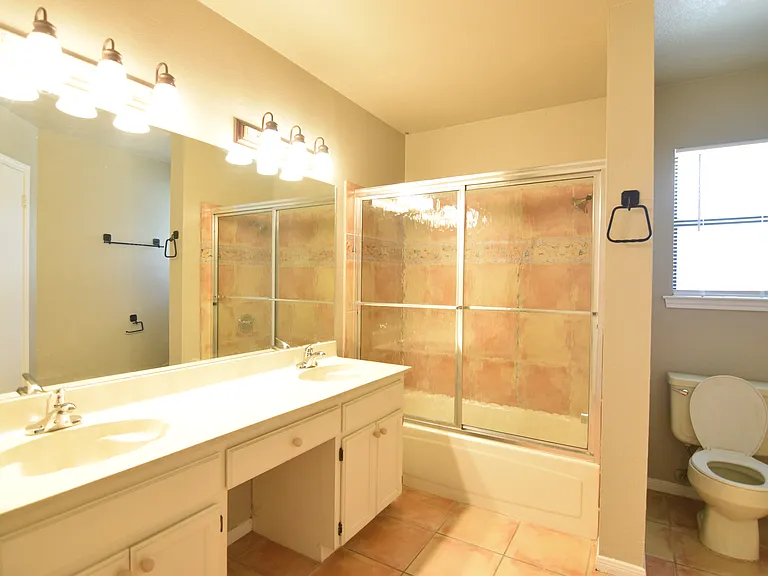 4514 Lone Star Trl — Photo 12