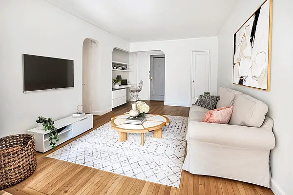 Sold by Compass | media 2