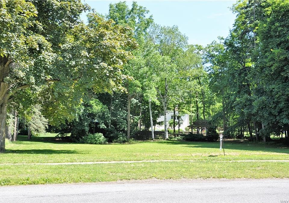 1st image of 37 Bloomingdale Ave