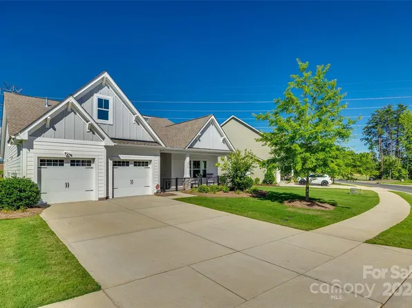 2727 Watergarden St, York, SC 29745