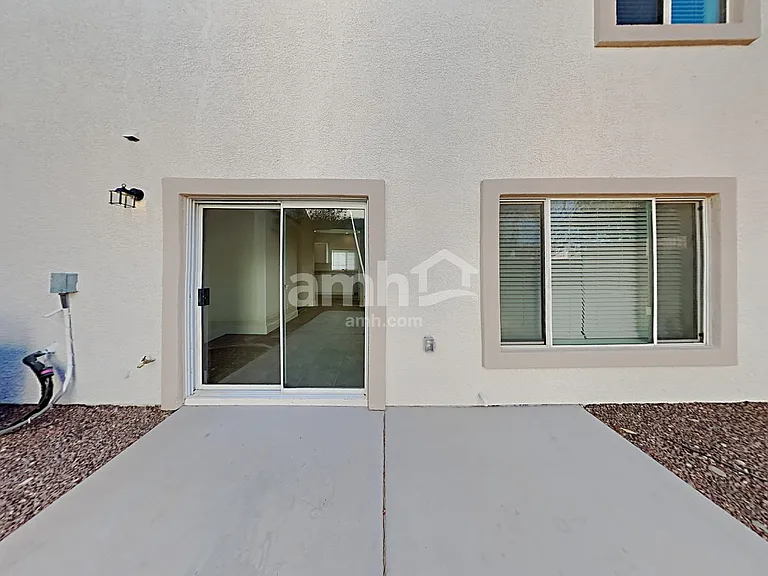 921 Shades End Ave — Photo 16