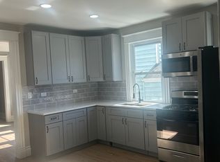 920-922 Villa St, Racine, WI 53403