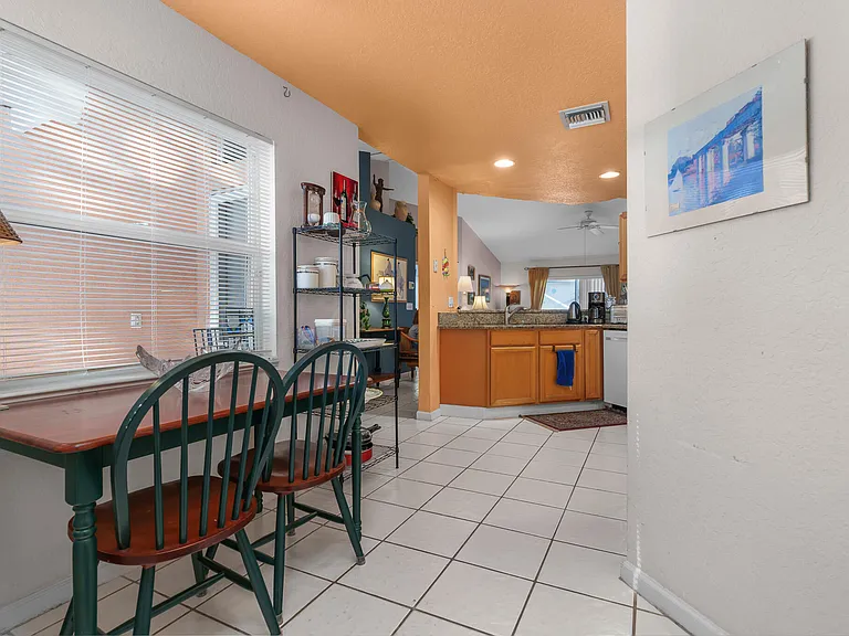 5260 Grande Palm Cir — Photo 9