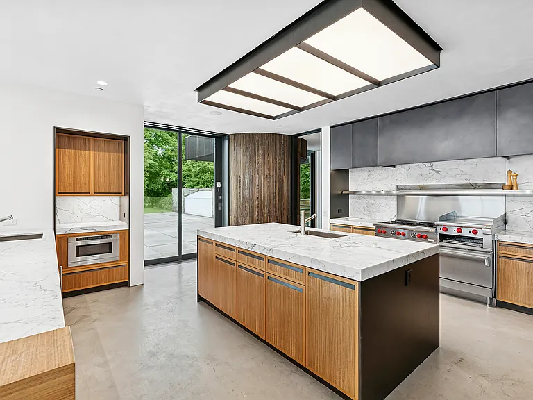 408 Further Ln — Photo 8