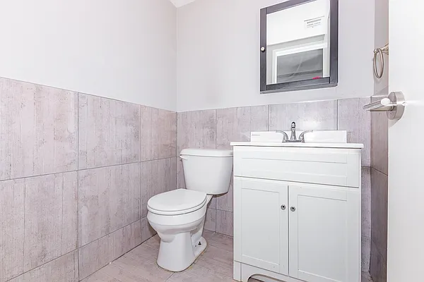 Rented by MySpaceNYC | media 31