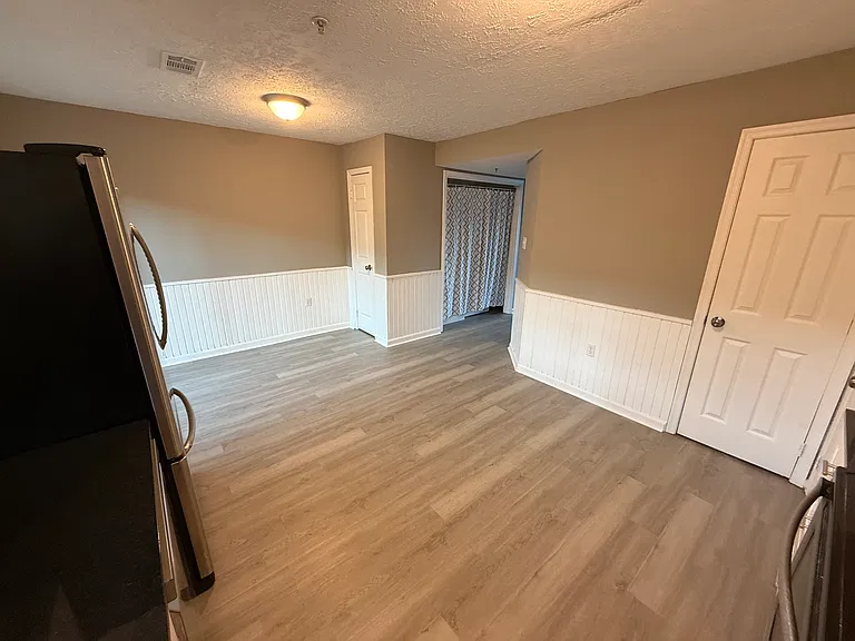 30 Sycamore Dr — Photo 11