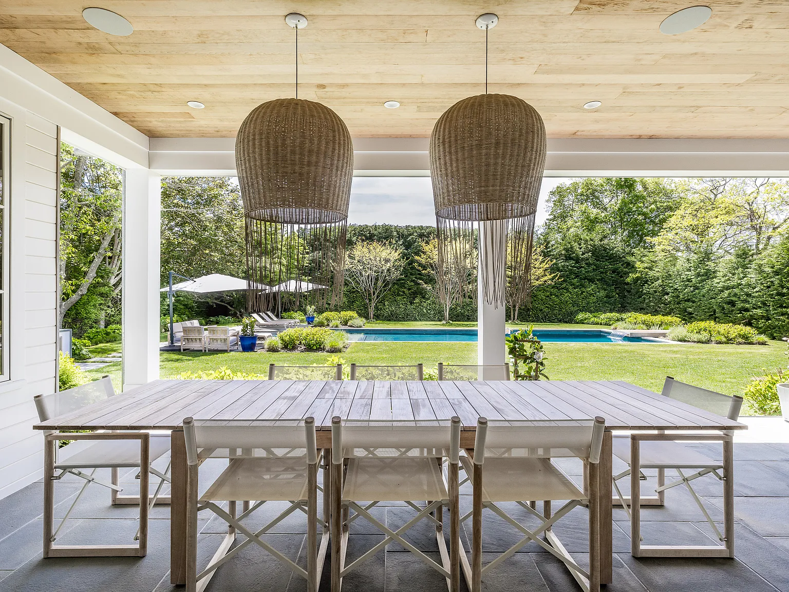 Exceptional Luxury in the Amagansett Lanes — Photo 3