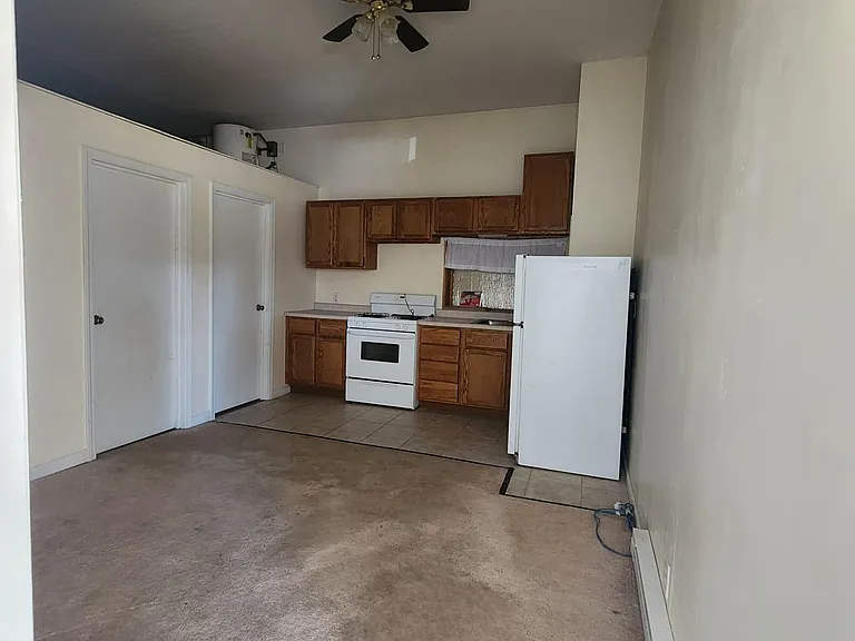 312 Sycamore St #9 — Photo 2