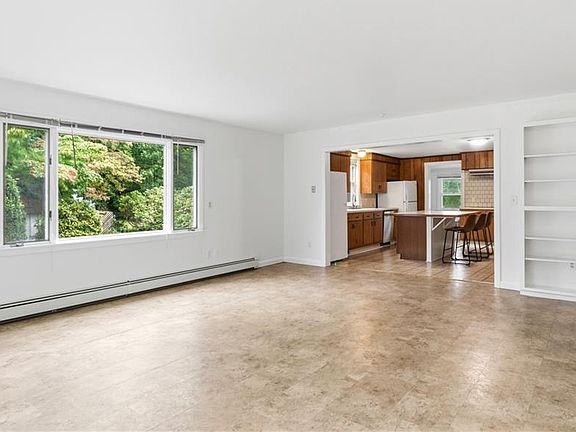 5th image of 305 Turner Rd