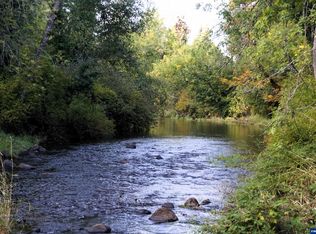 1306 S Water St, Silverton, OR 97381