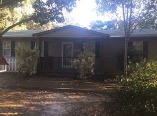 124 Sardis Lake Dr, Batesville, MS 38606