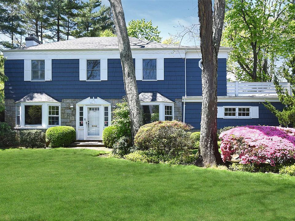 1st image of 1342 Boxwood Dr W