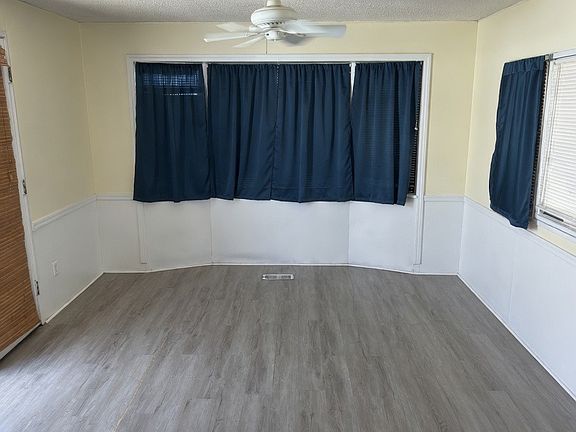 4th image of 2553 W 16th St #11