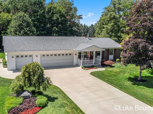 2595 Prairie Ave, Holland, MI 49424