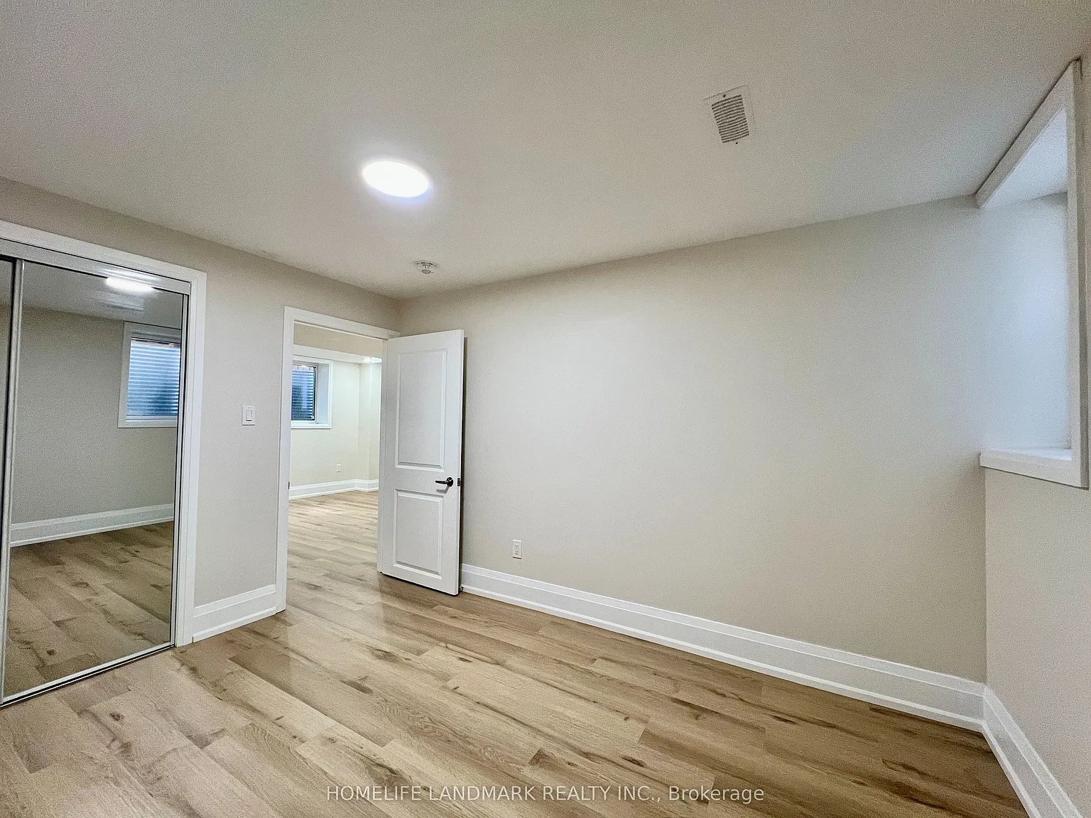 2 bed, $1,885 — Photo 4
