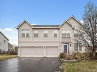 704 Christopher St, Plano, IL 60545