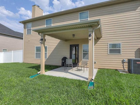 5th image of 2337 Fox Creek Dr