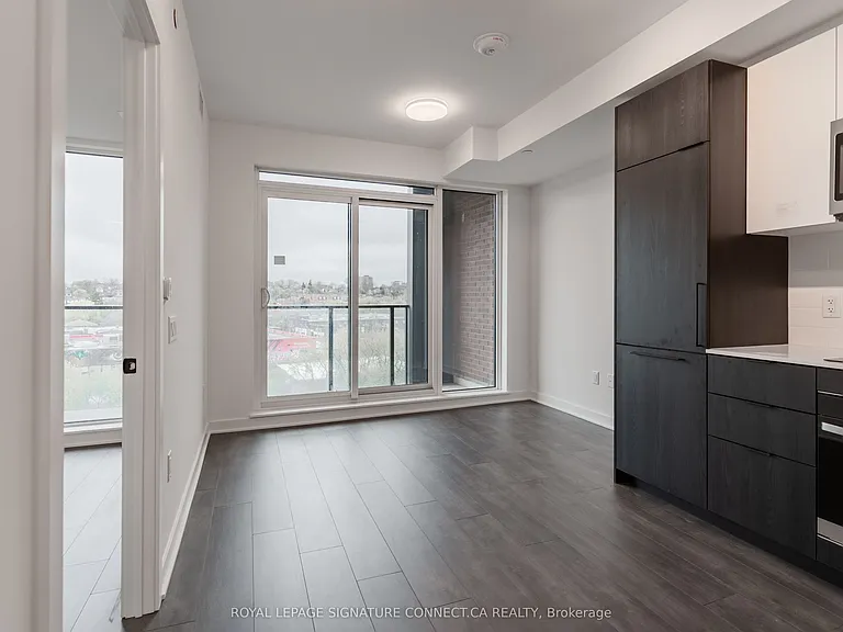 1185 Dupont St #421 — Photo 5