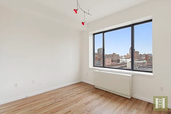 Rented by Halstead Real Estate | media 4