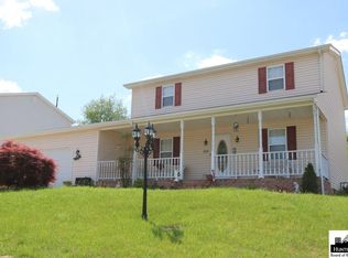203 Tiffany Ln, South Pt, OH 45680