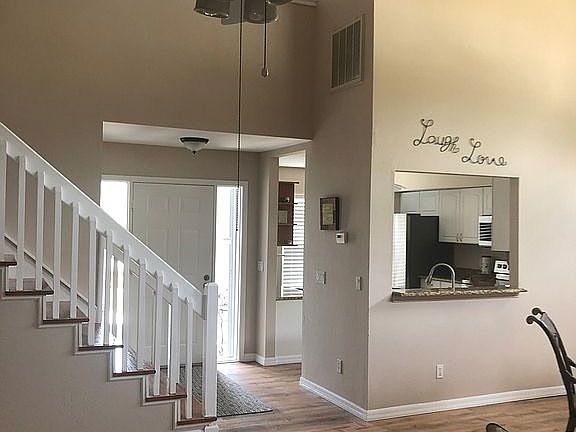 4th image of 15326 Cricket Ln