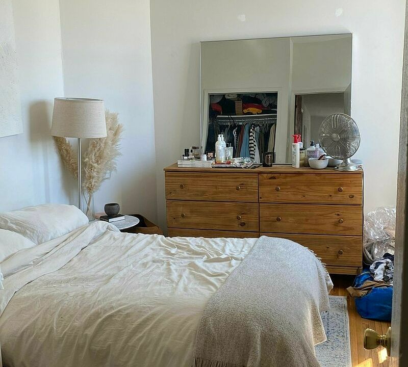 2nd image of 640 Mac Donough St APT 4A
