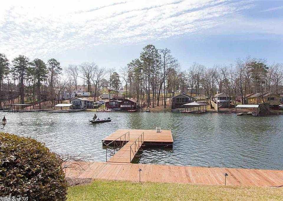 1st image of 503 Lakeland Dr APT E1