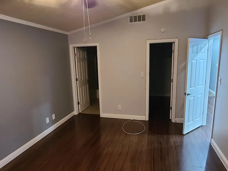 7708 Seagull Ave — Photo 8