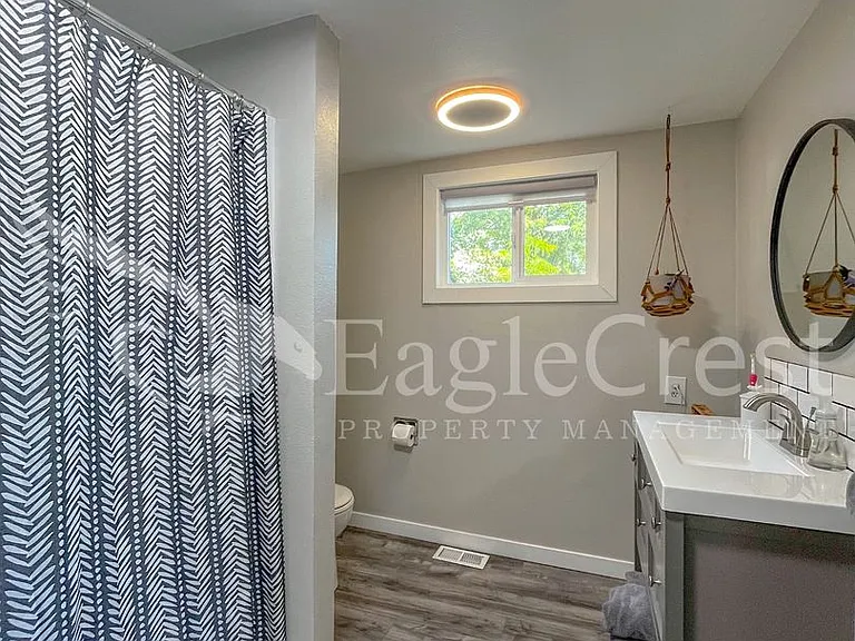 307 S Roosevelt St — Photo 8