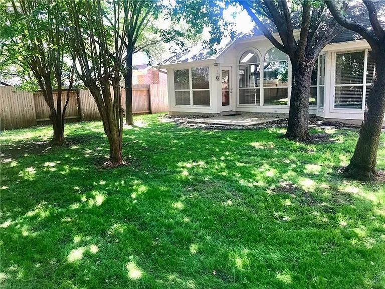 7715 Elkhorn Mountain Trl — Photo 22