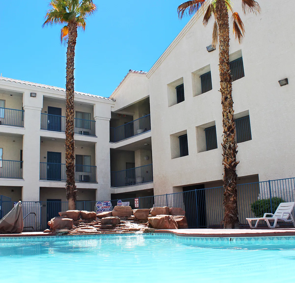 1 bed, 500 sqft, $1,312 — Photo 4