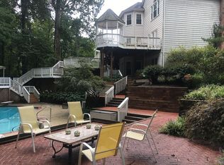 10662 Oakton Ridge Ct, Oakton, VA 22124
