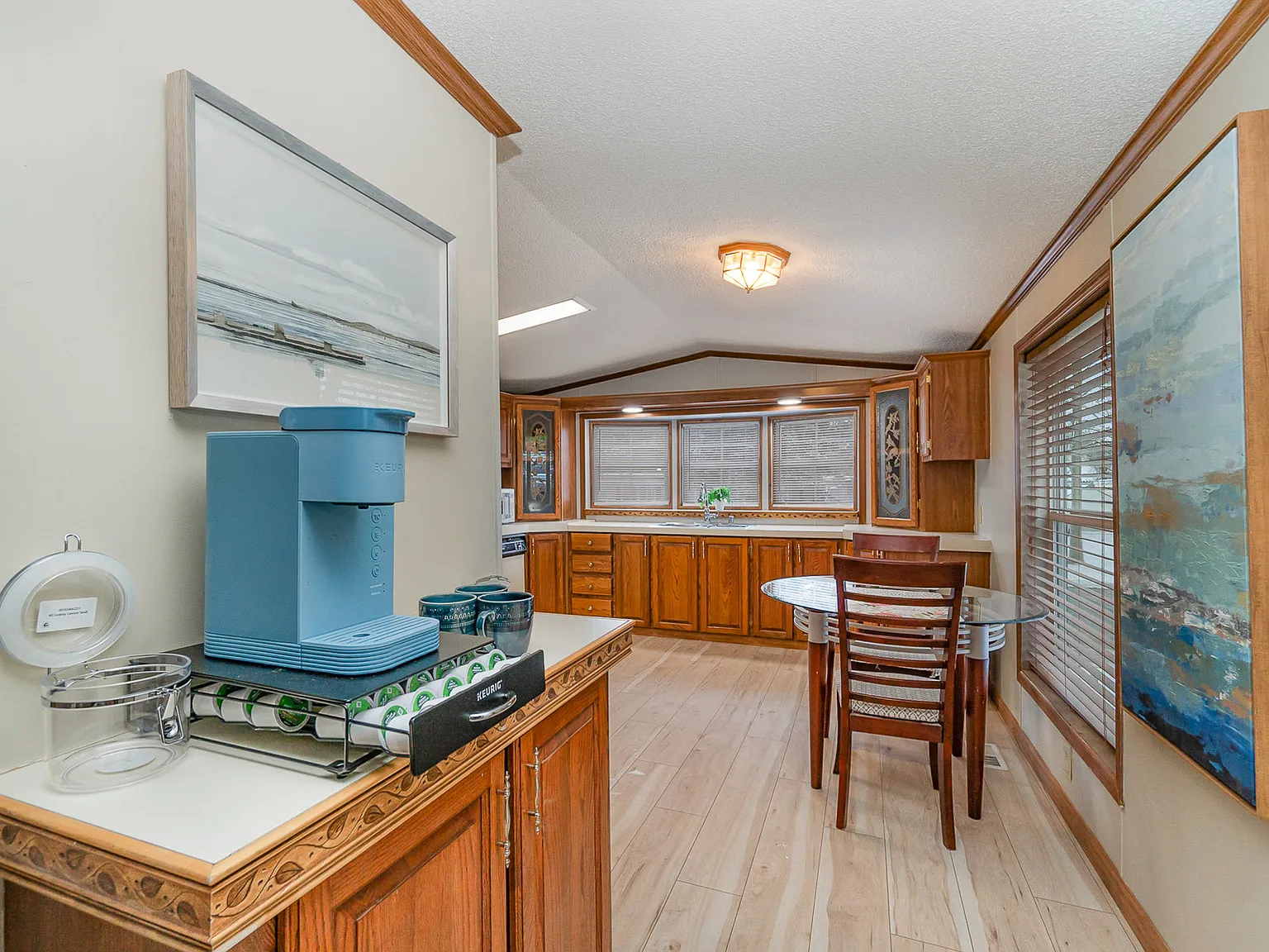 2 bed, 940 sqft, $1,295 — Photo 3