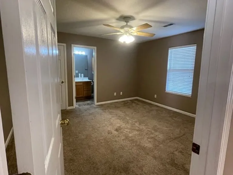 11029 Eagle Creek Ln — Photo 18